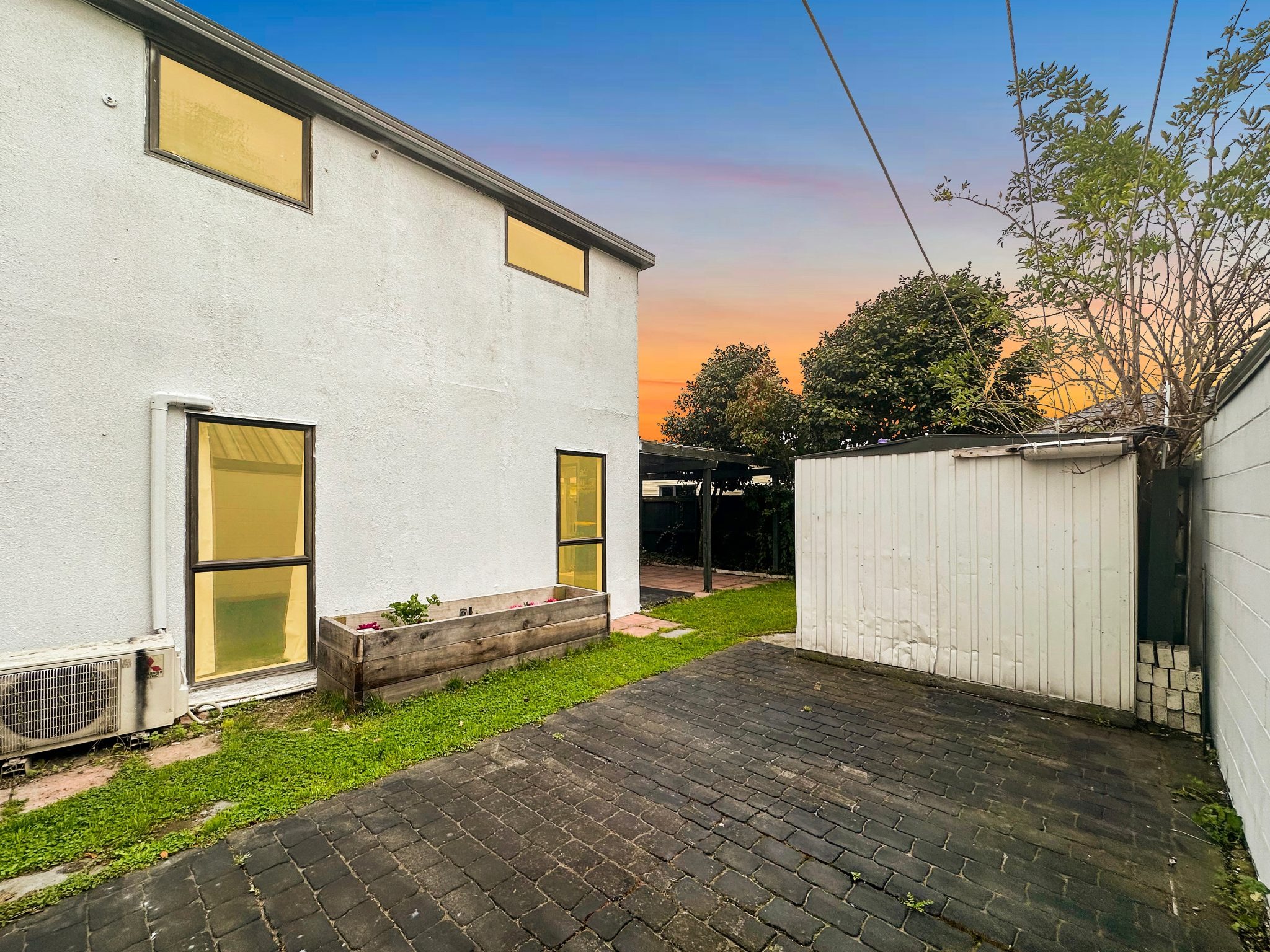 Sharp Price - City-Fringe Townhouse image 6