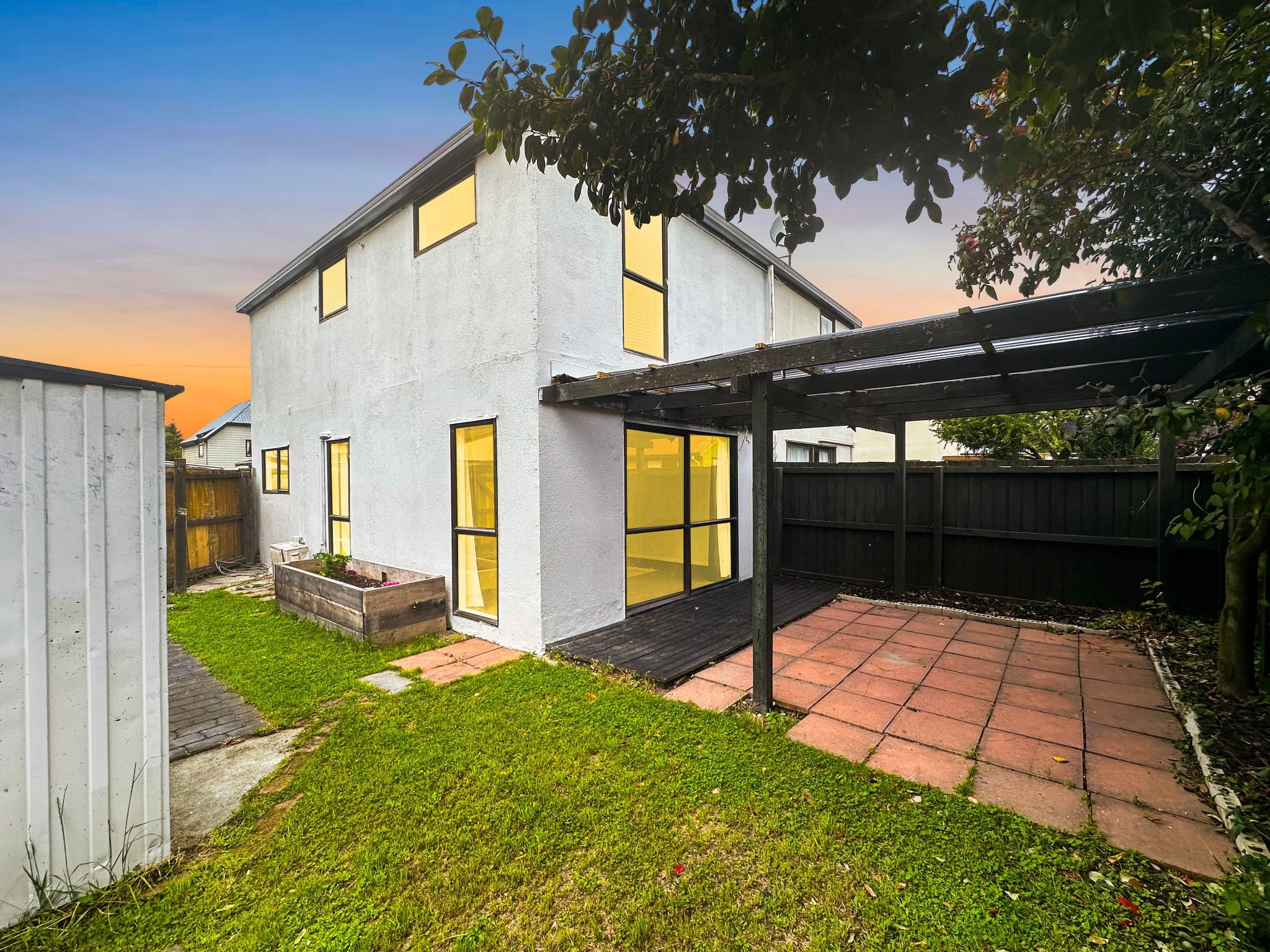 Sharp Price - City-Fringe Townhouse image 8