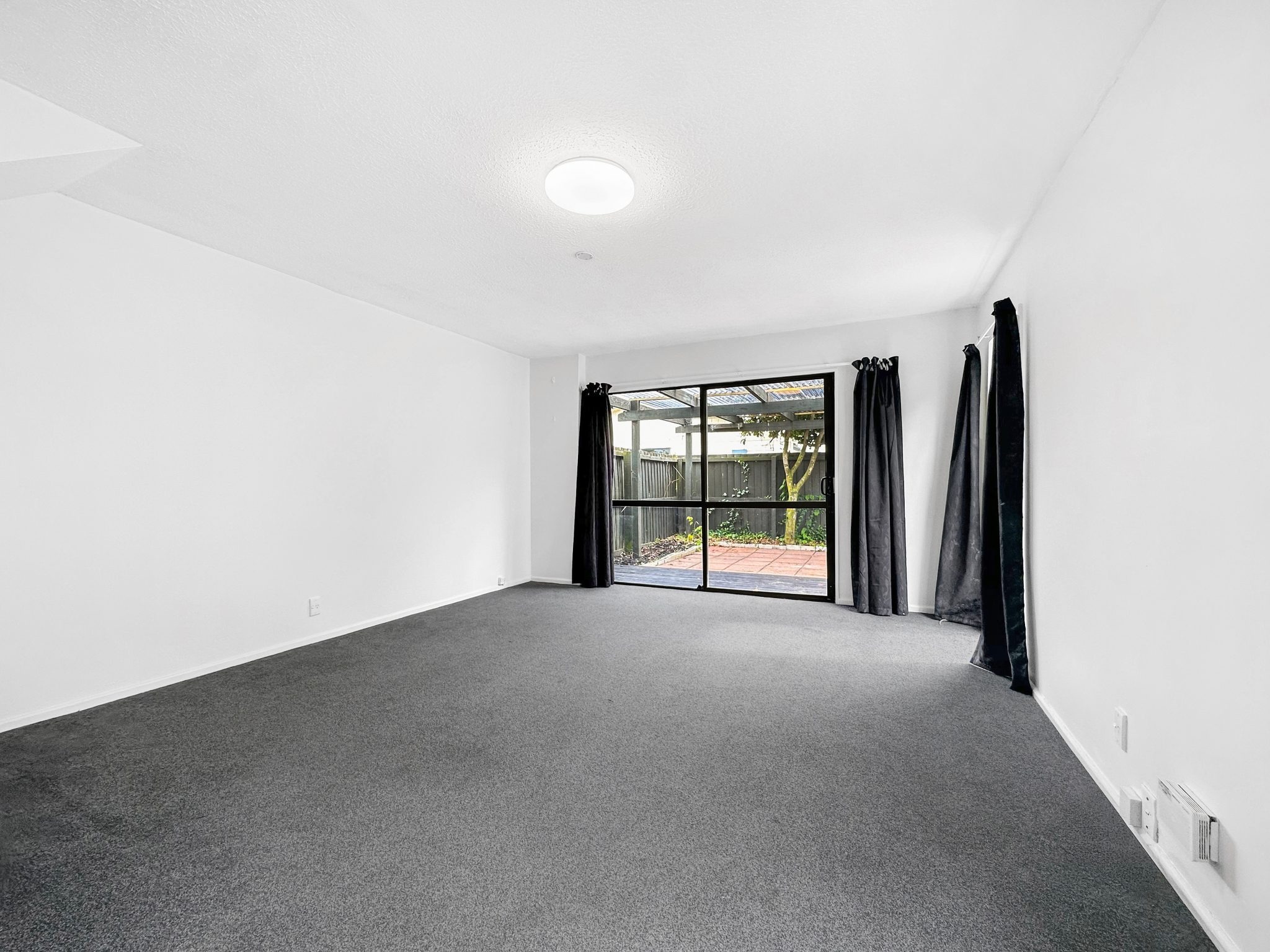 Sharp Price - City-Fringe Townhouse image 13
