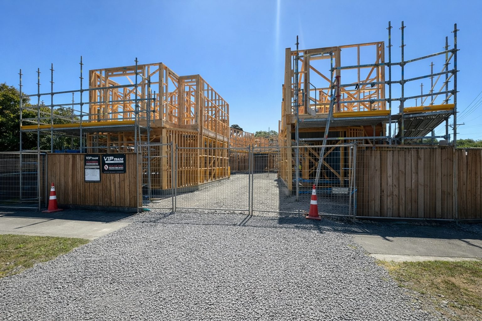 Close to Airport - Zoned for Burnside High! image 5