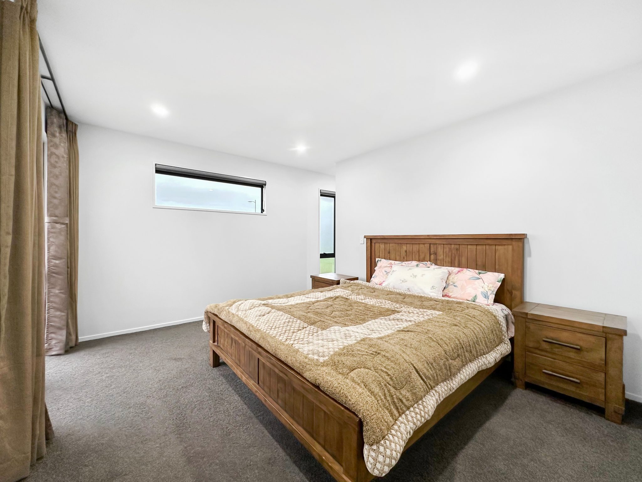 Must Sell - Owners Relocating Overseas image 13