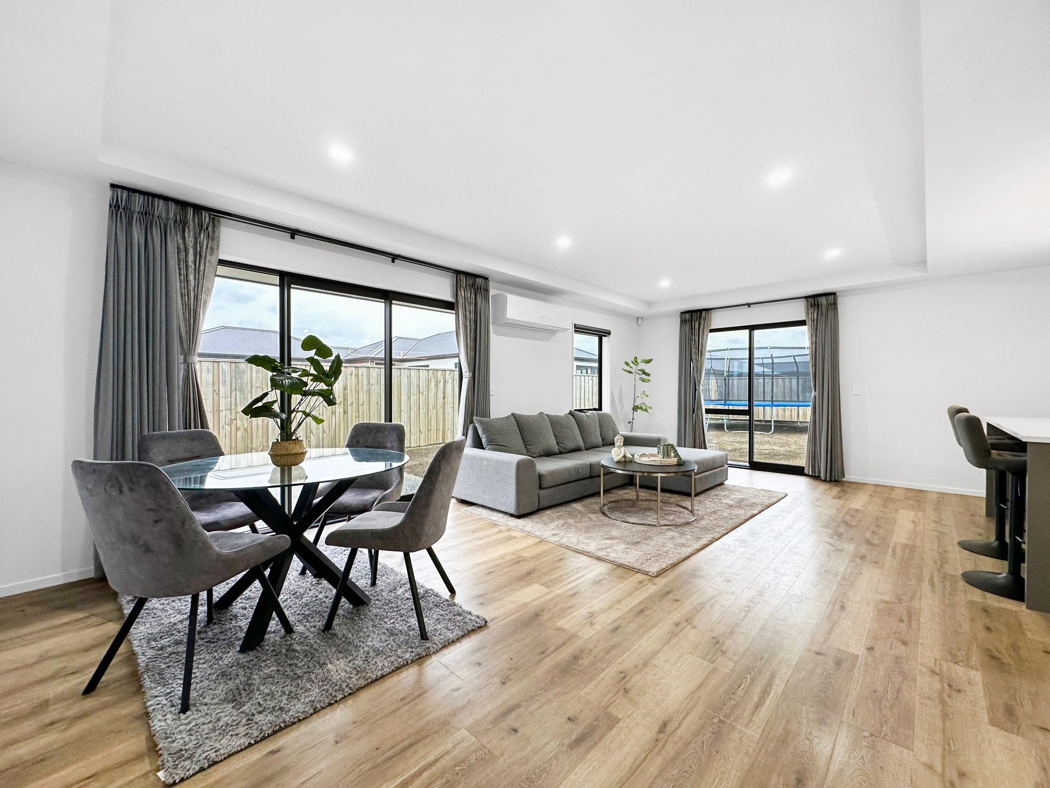 Must Sell - Owners Relocating Overseas image 20