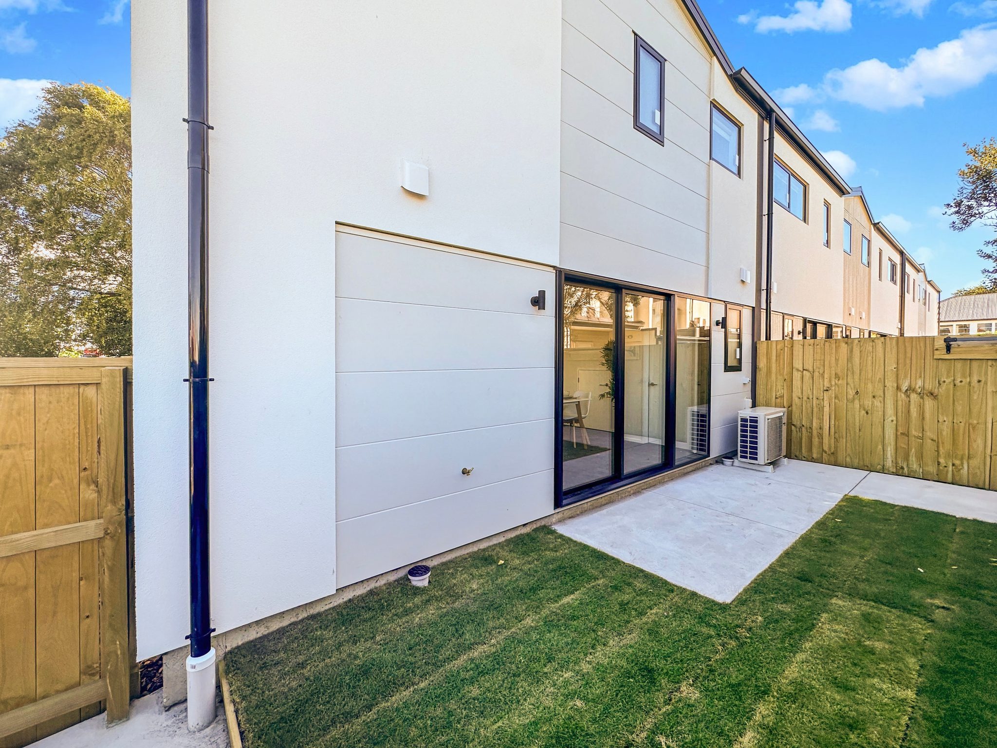 Prime Location | Boys & Girls High School Zone image 10