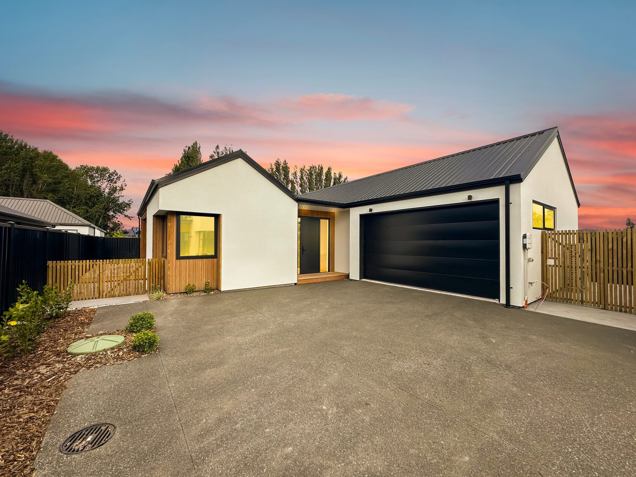 Big on Quality, Smart in Size - Must Sell! image 3