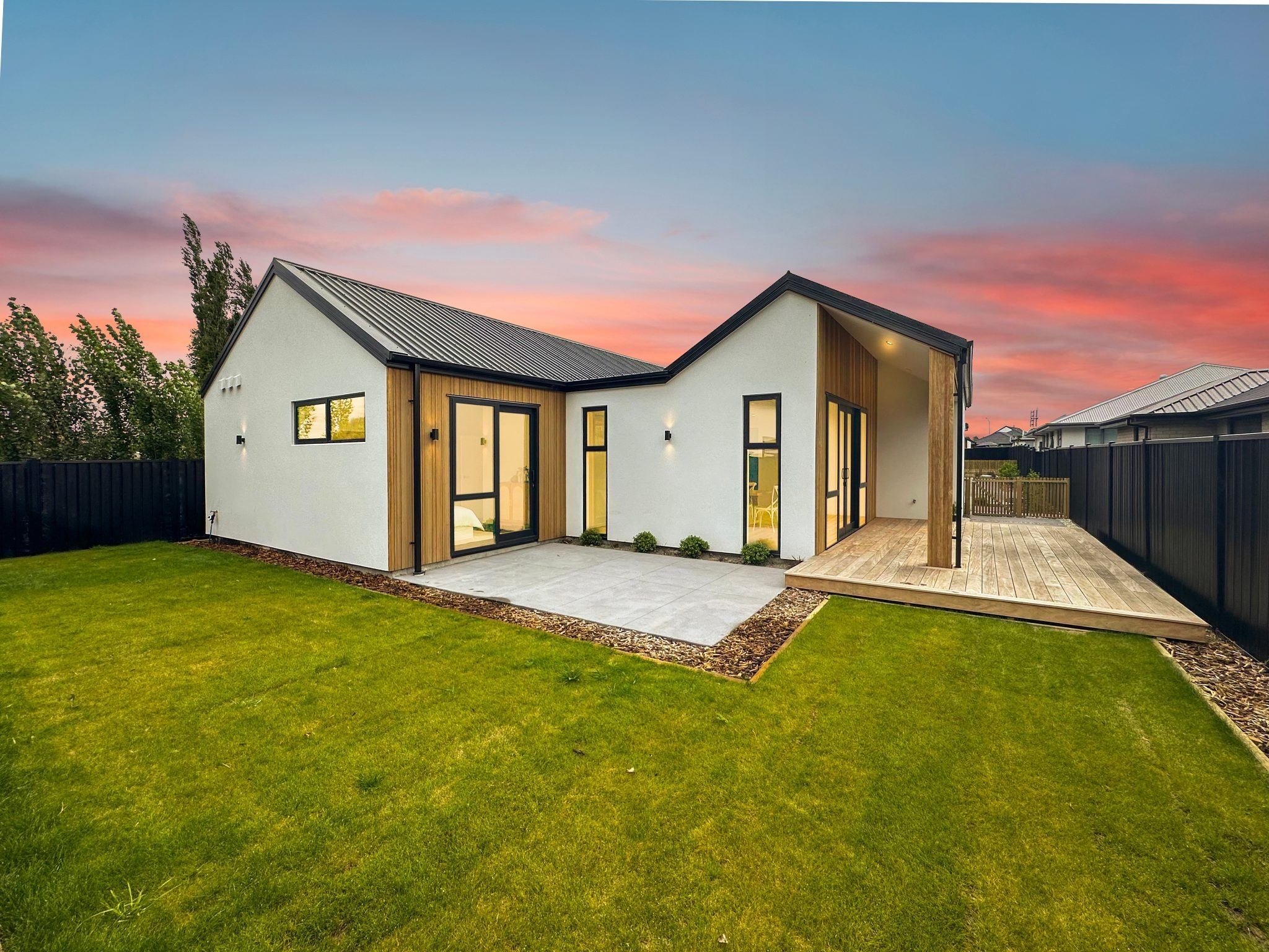 Big on Quality, Smart in Size - Must Sell! image 4