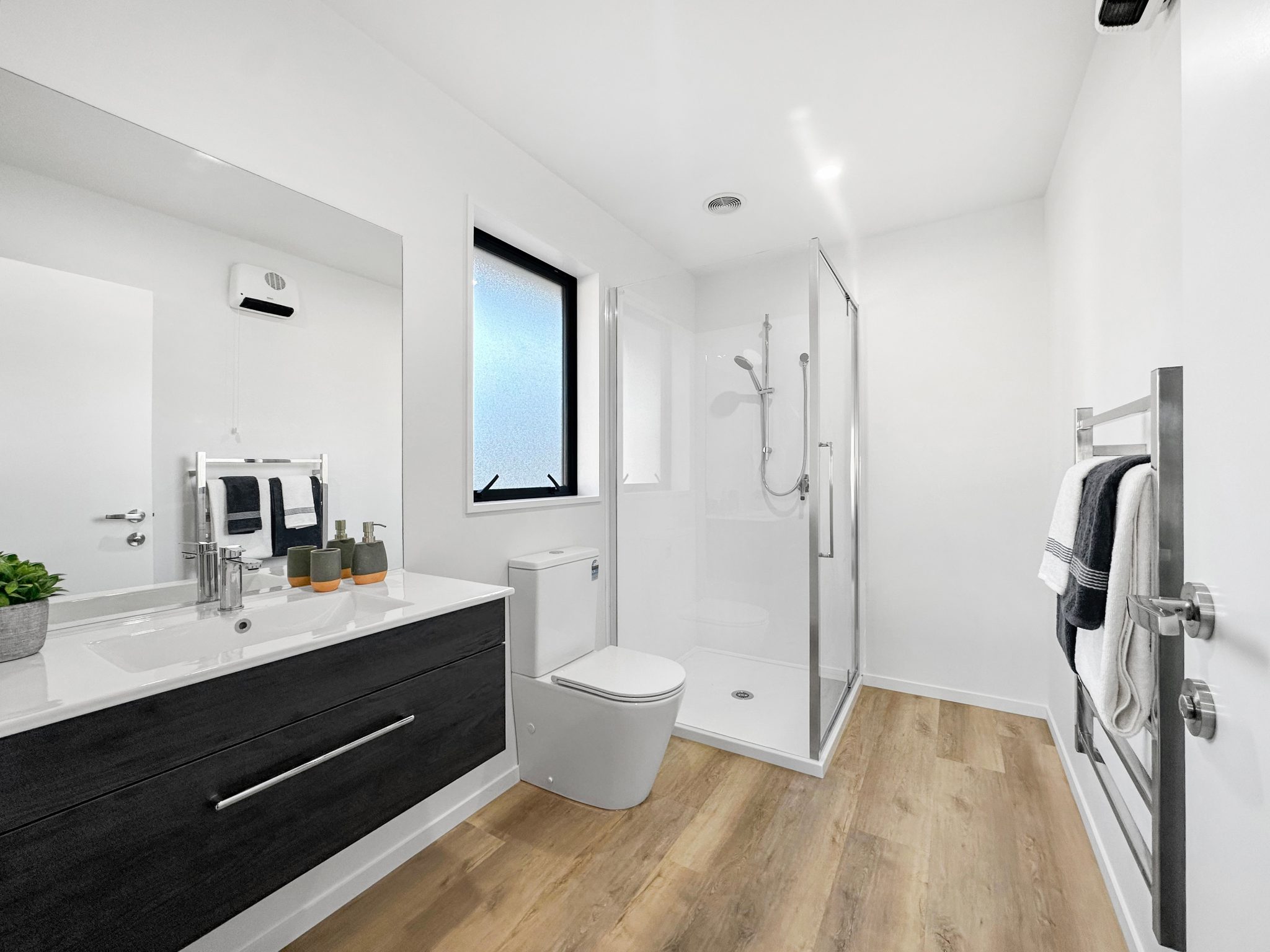Brand New 4 Bedroom in Lemonwood School Zone image 19