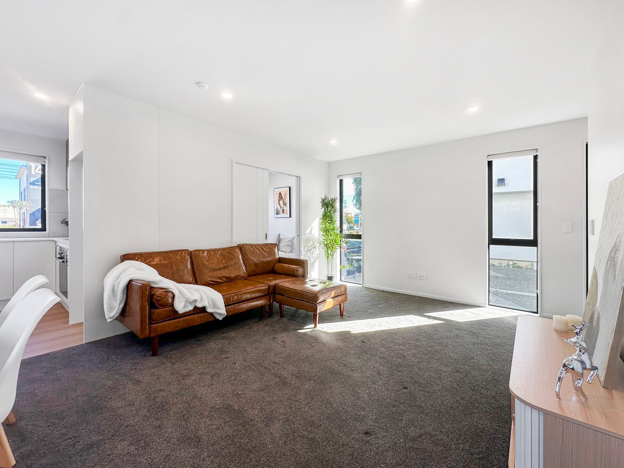 Prime Location | Boys & Girls High School Zone image 5