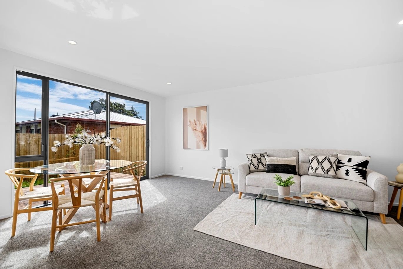 CBD, Hagley Park, Stadium & Parakiore at Your Door image 3