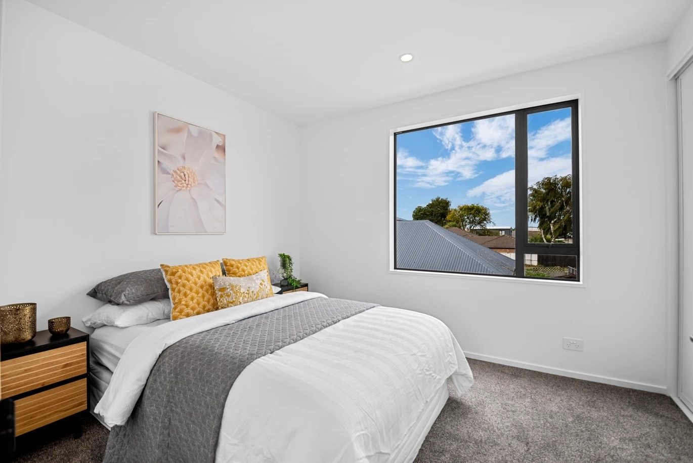 CBD, Hagley Park, Stadium & Parakiore at Your Door image 10