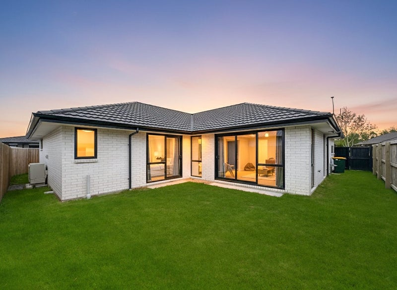 Live in Rolleston's heart without paying a premium image 18